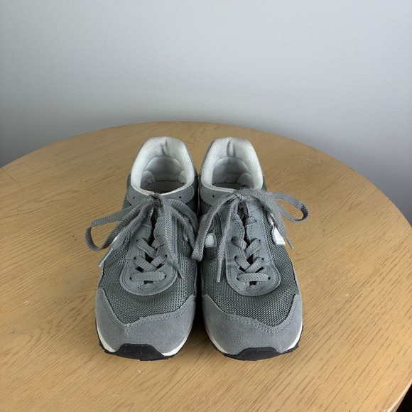 New Balance 515 Sneaker Women's 5 Athletic Sporty Neutral Minimalist Retro - Picture 2 of 8